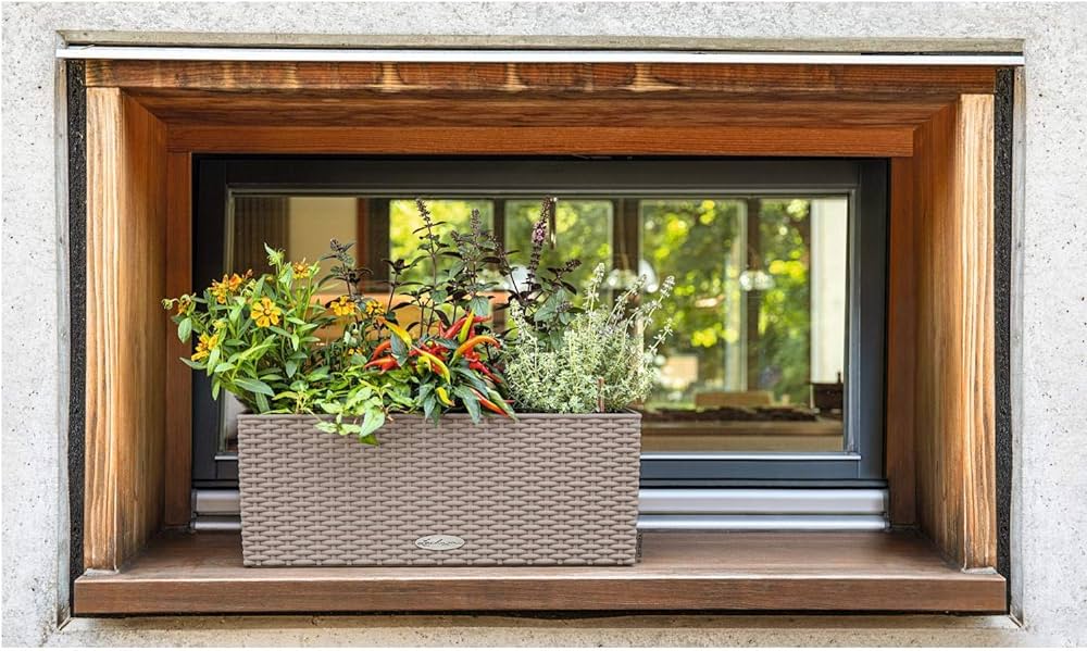 Cottage Weave Window Box